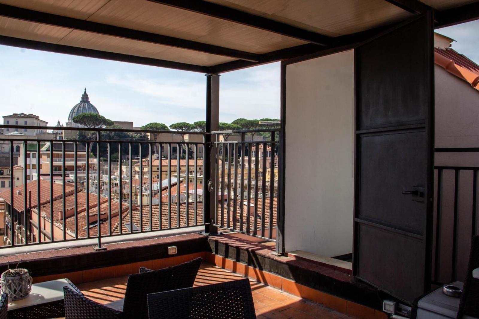 Your Vatican Terrace Apartment Rome Bagian luar foto